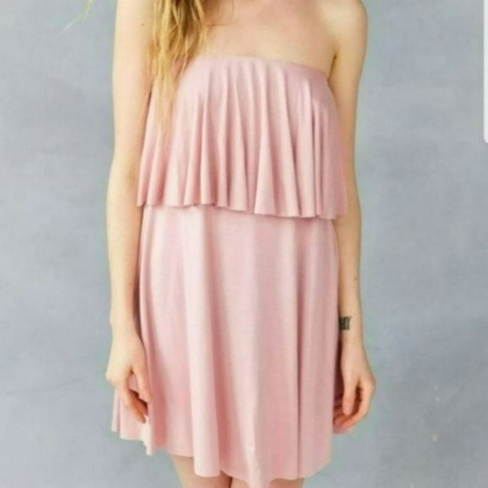 ♡3/$30♡ UO Kimchi Blue strapless Top - Picture 1 of 3
